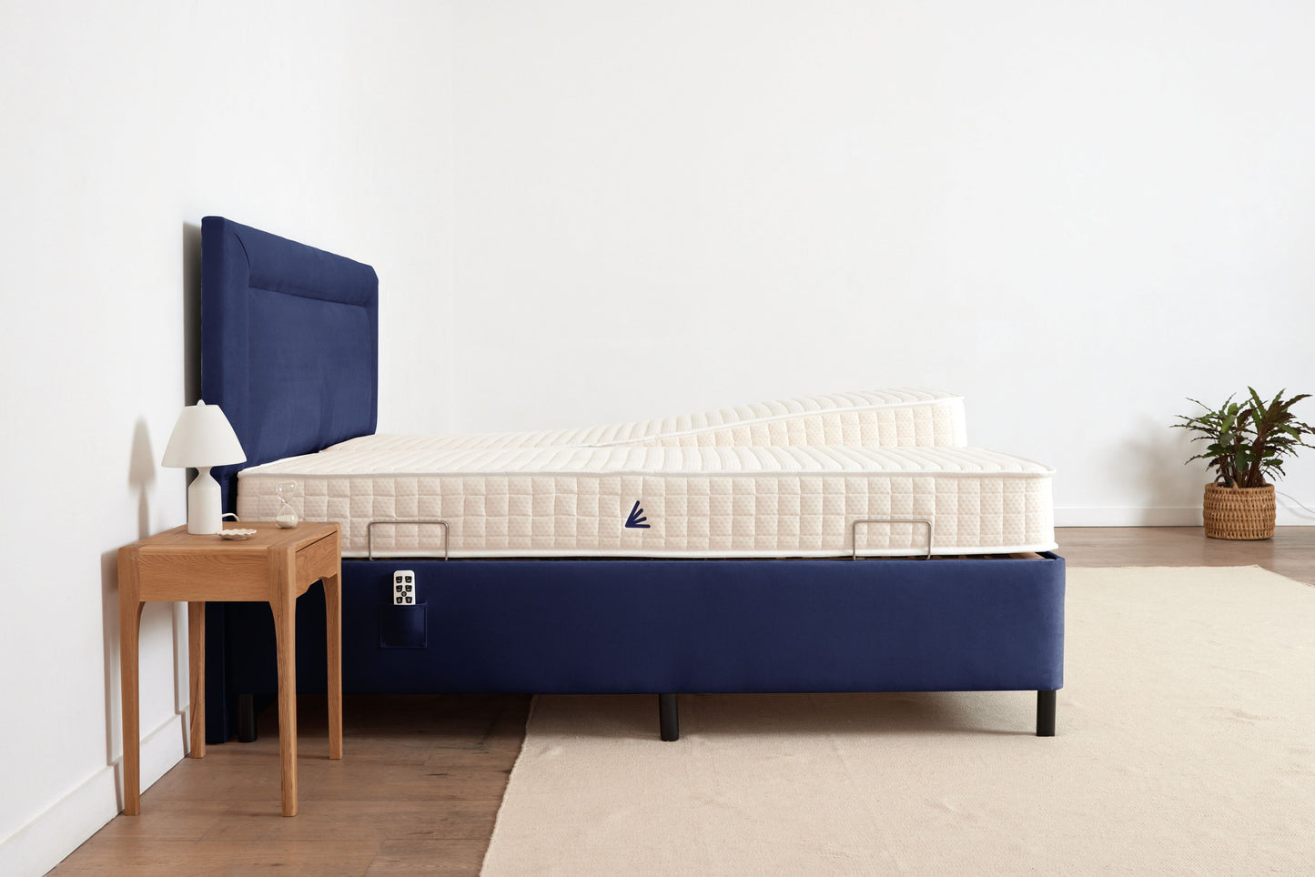 Super King (6ft) Adjustable Bed - Navy