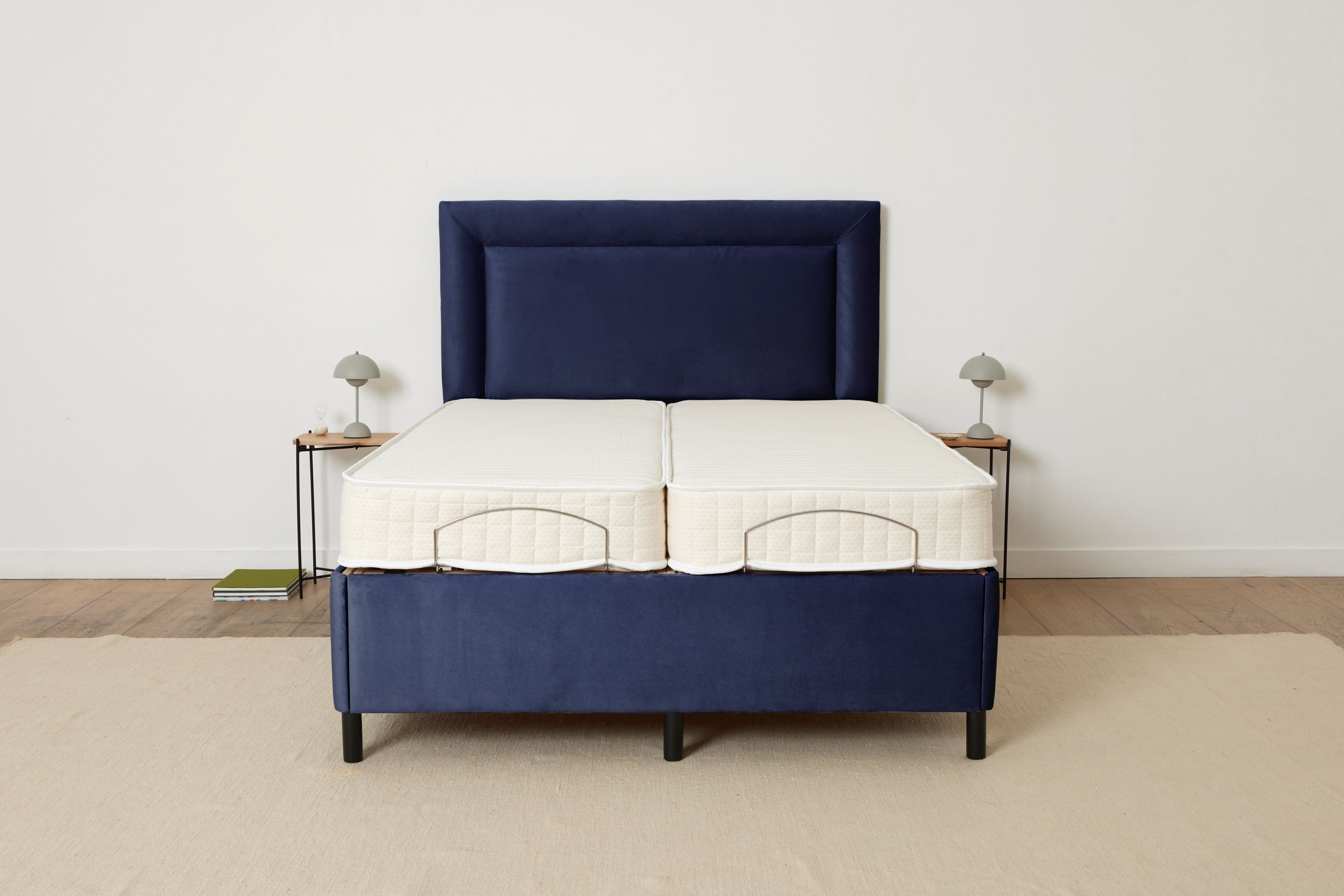 Double adjustable store bed frame